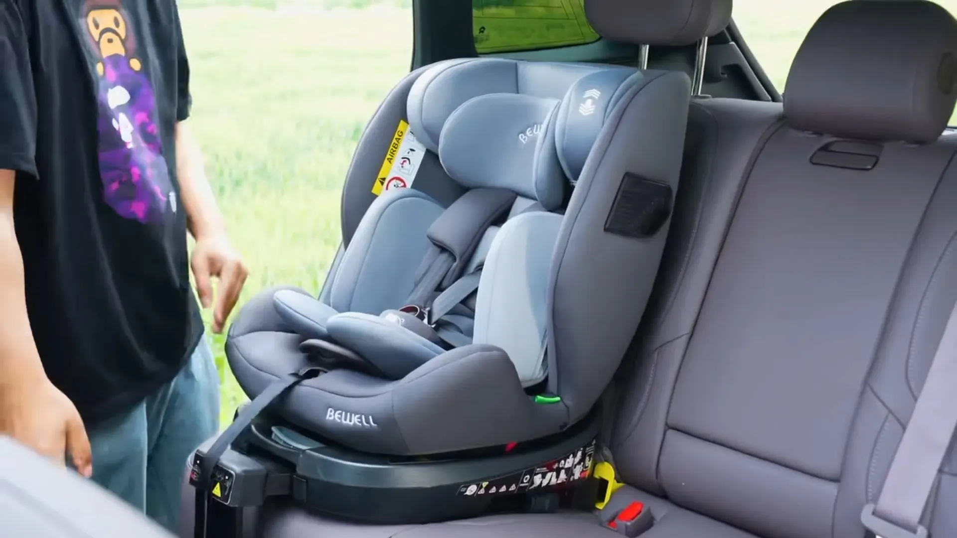 ISOFIX နှင့် ထိုင်ခုံခါးပတ်တပ်ဆင်ခြင်း- မည်သည့်အရာက ပိုလုံခြုံသနည်း။ (၂၀၂၆ လမ်းညွှန်)